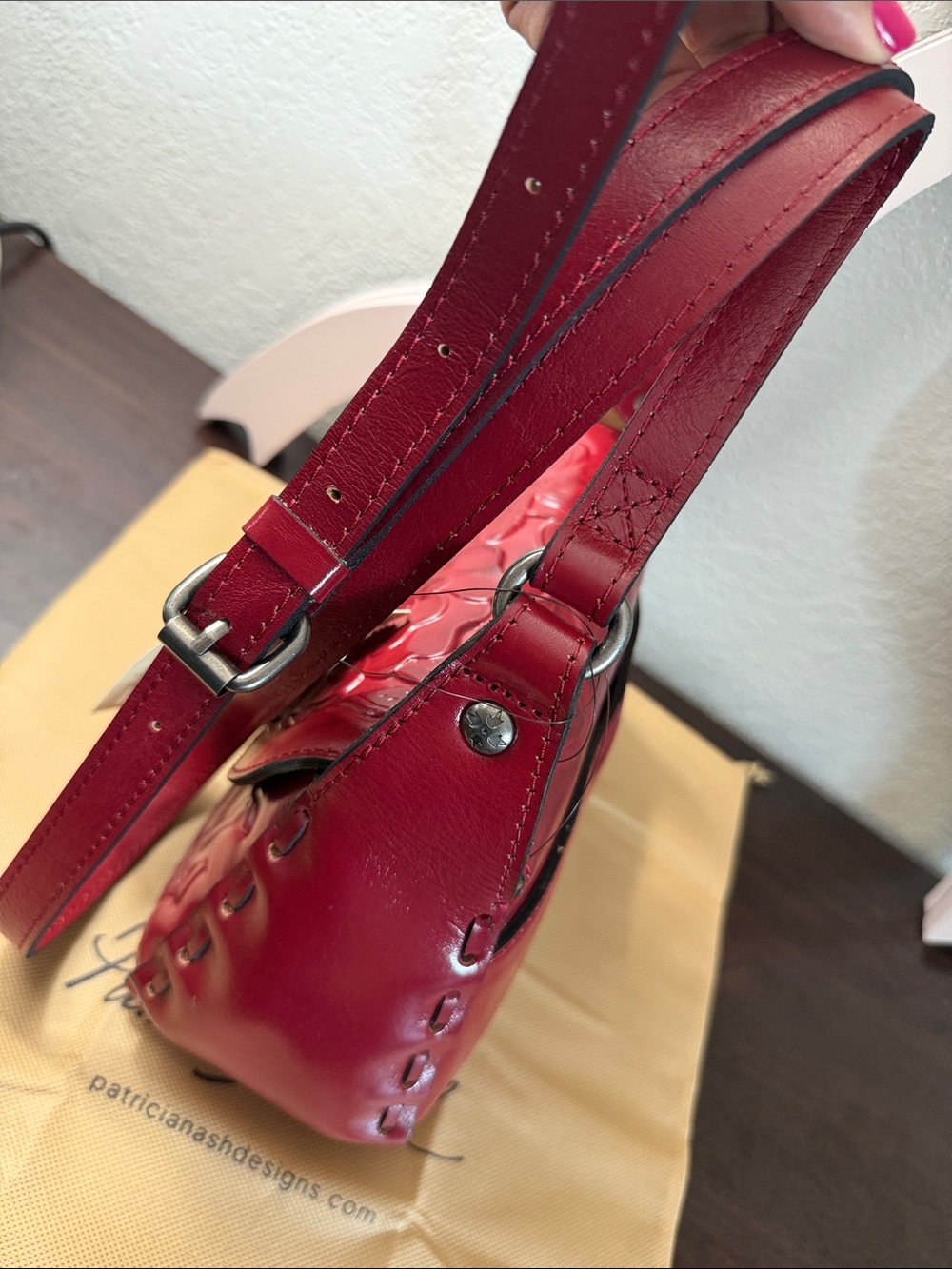 Patricia Nash Lucia Bryrd Floral Embossed Leather Crossbody Bag ❤️❤️ - Picture 8 of 15